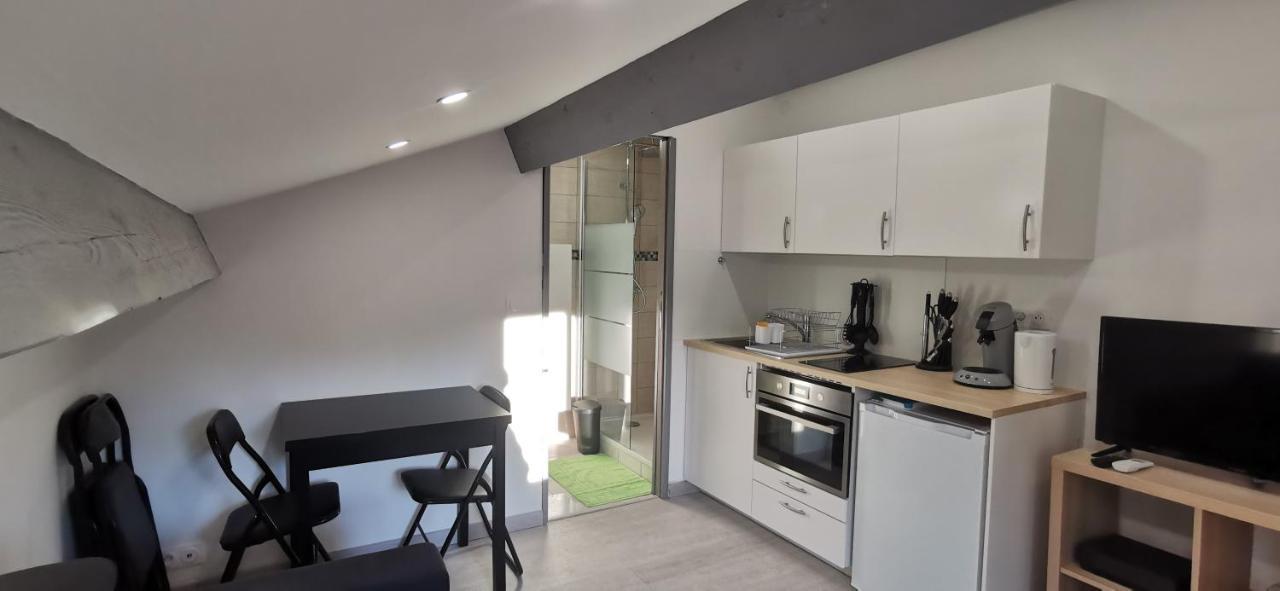Appartements Et Studio Renoves En 2022, Intra Muros Авиньон Екстериор снимка