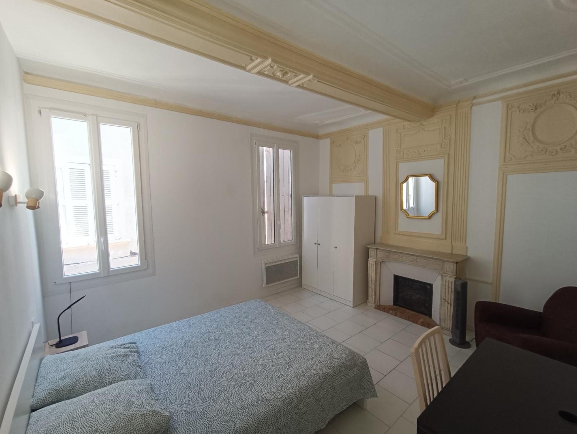 Appartements Et Studio Renoves En 2022, Intra Muros Авиньон Екстериор снимка