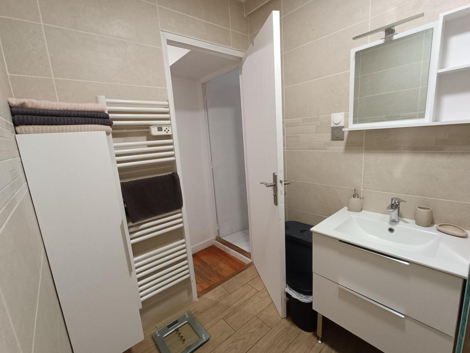 Appartements Et Studio Renoves En 2022, Intra Muros Авиньон Екстериор снимка